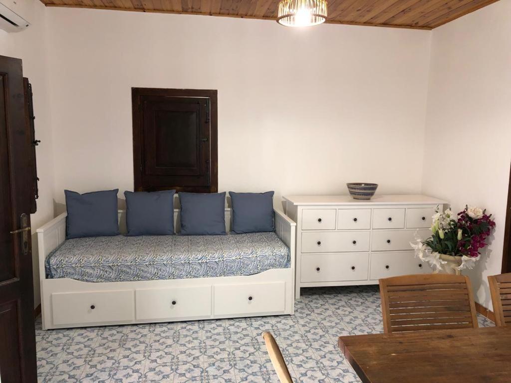 Villa By The Vulcano - 70Mq Plus Large Garden And Patio Exterior foto